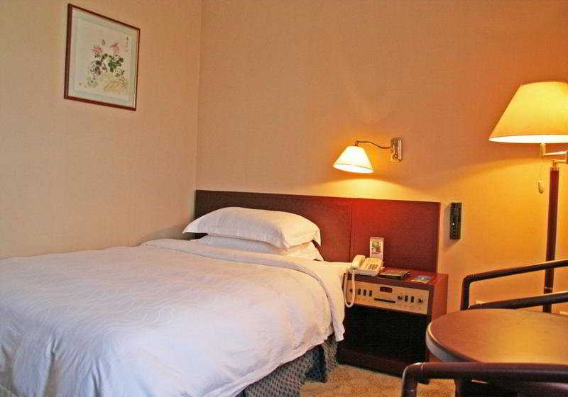 Rosedale Hotel & Suites Beijing Exterior photo