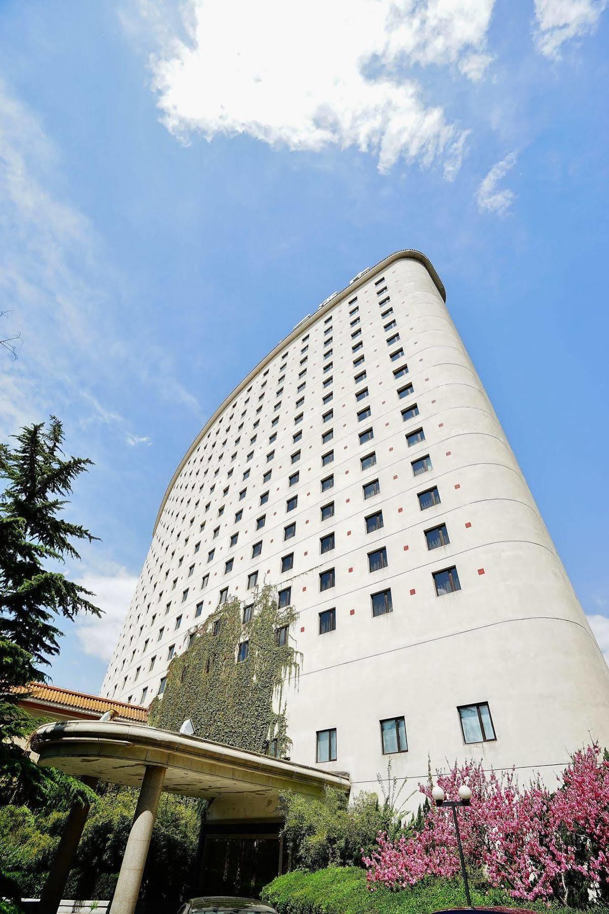 Rosedale Hotel & Suites Beijing Exterior photo
