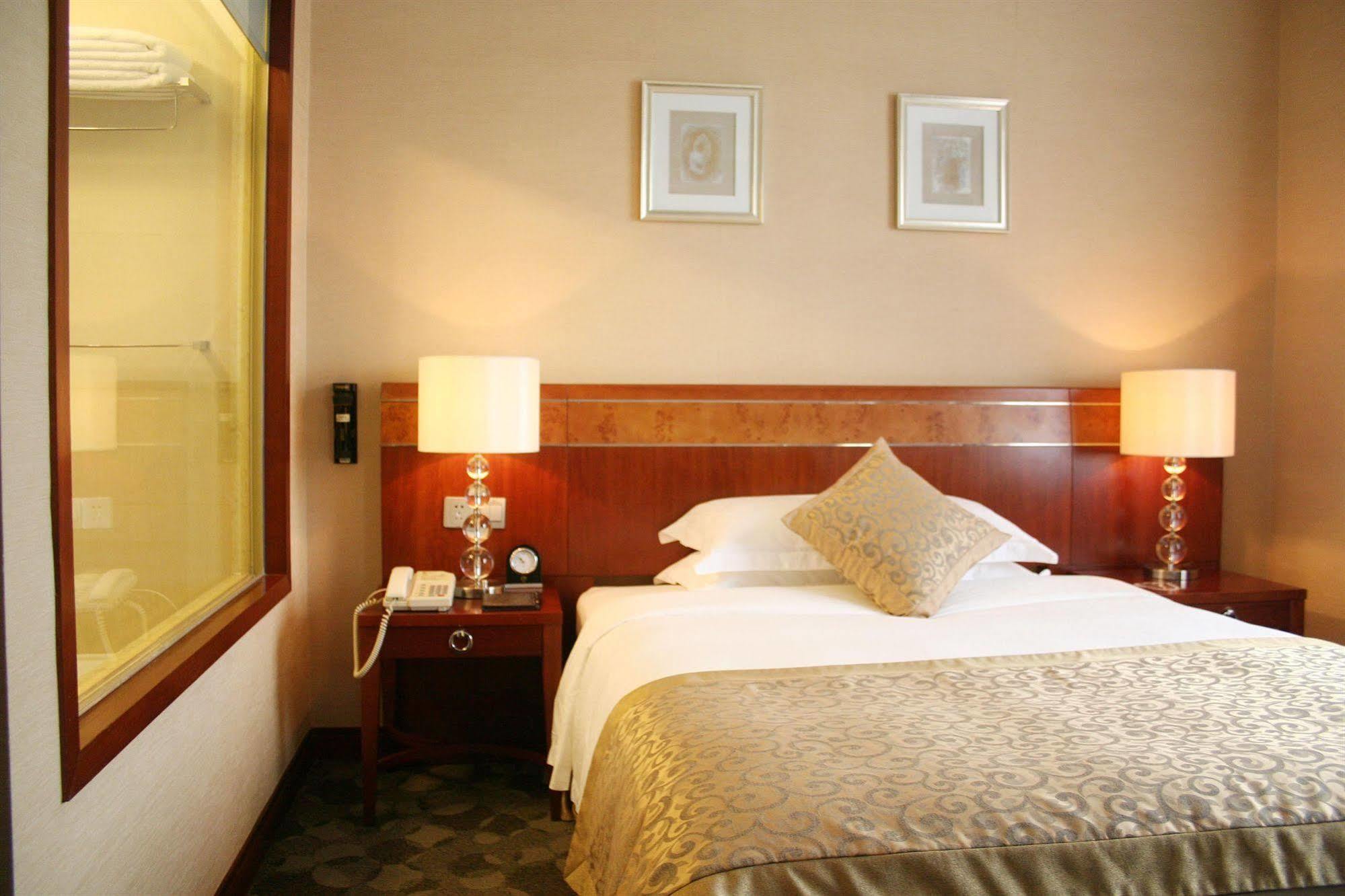 Rosedale Hotel & Suites Beijing Exterior photo